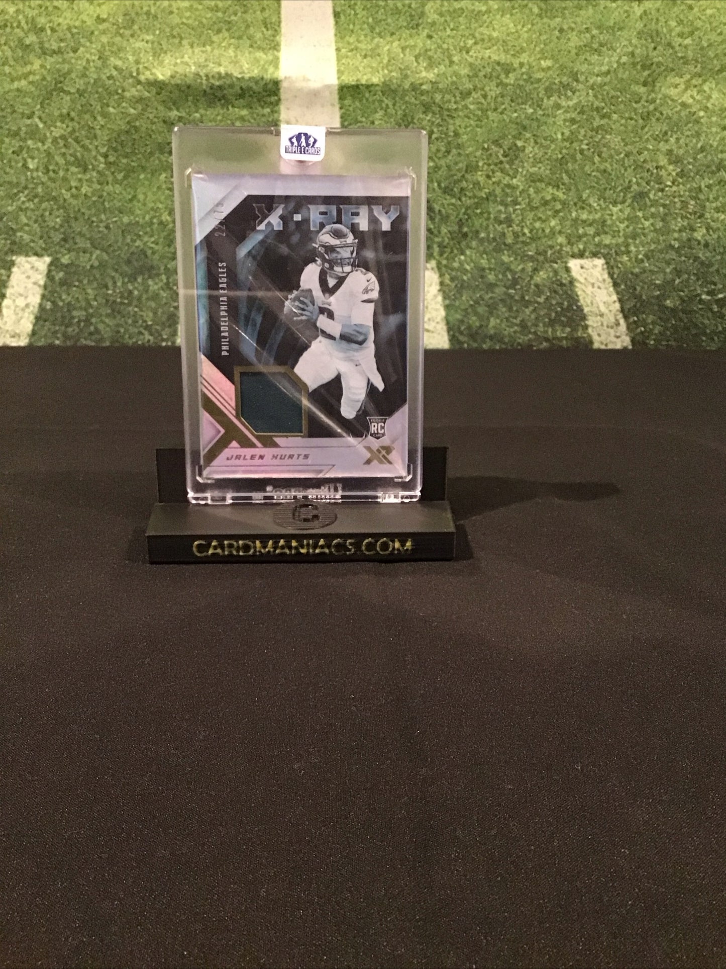 2020 Panini XR - X-Ray Swatches #XR-JU Jalen Hurts /75 (MEM, RC)